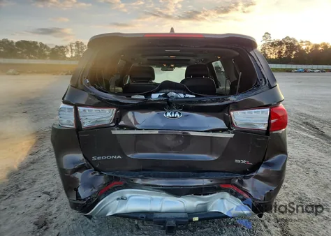 2016 Kia Sedona Sxl z USA, uszkodzony, nr VIN KNDME5C14G6175217